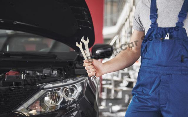 أفضل خدمة سيارات في دبي بمعدات إصلاح عالية الجودة